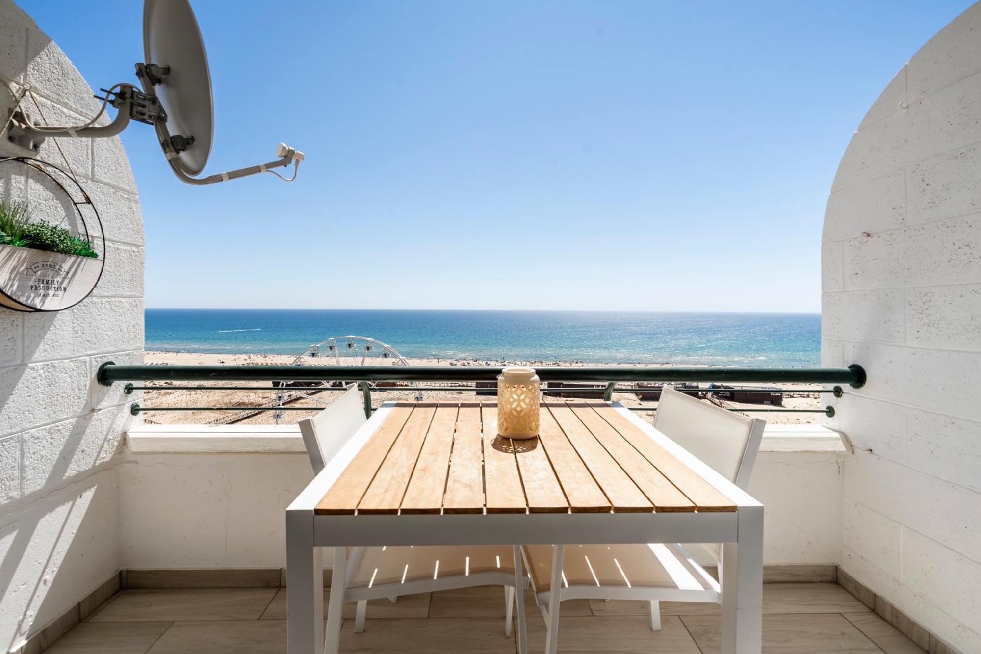 Sea Lovers - Sea Front - Studio Apartment Monte Gordo Exterior photo